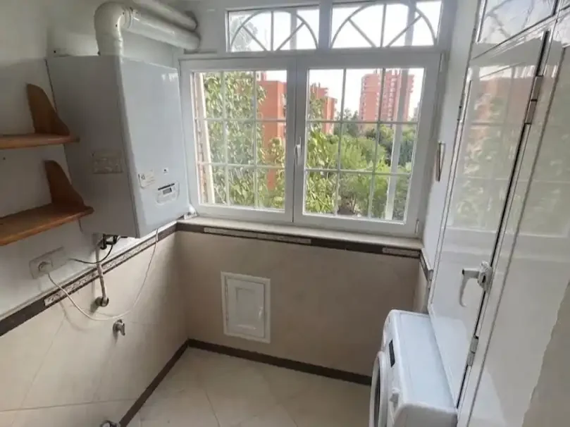 Piso en  Calle de Luis de Hoyos Sainz 172 - Foto 4