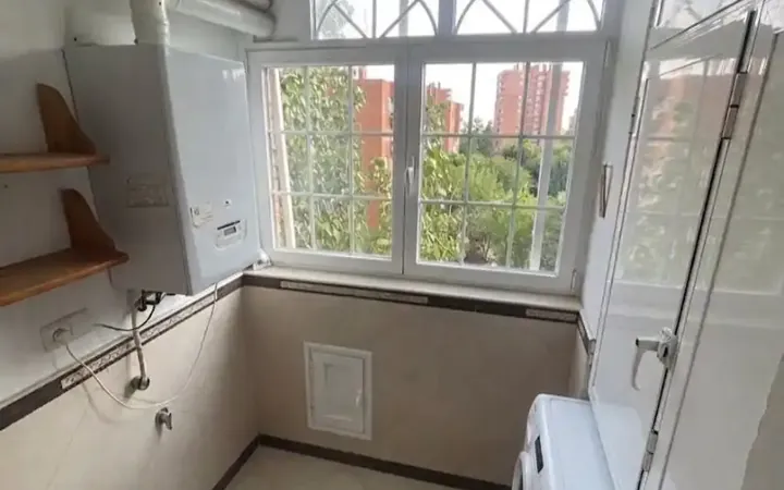 Piso en  Calle de Luis de Hoyos Sainz 172 - Foto 4
