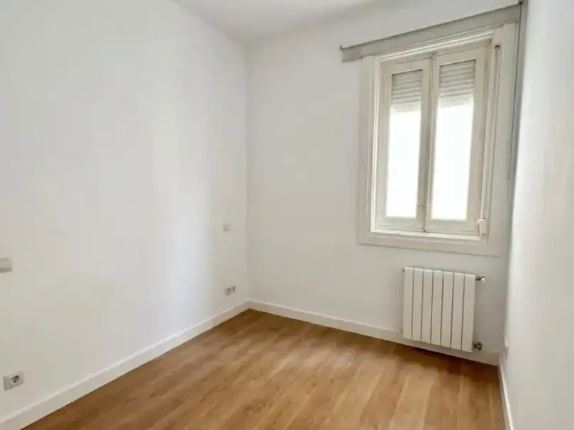 Piso en  Calle de Juan Álvarez Mendizábal 12 - Foto 8