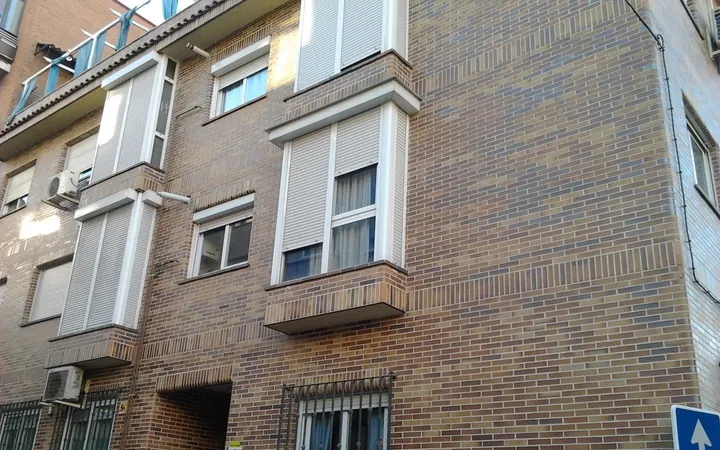 Piso en Calle Esperanza Sánchez Carrascosa, 61, Valdeacederas - Foto 1