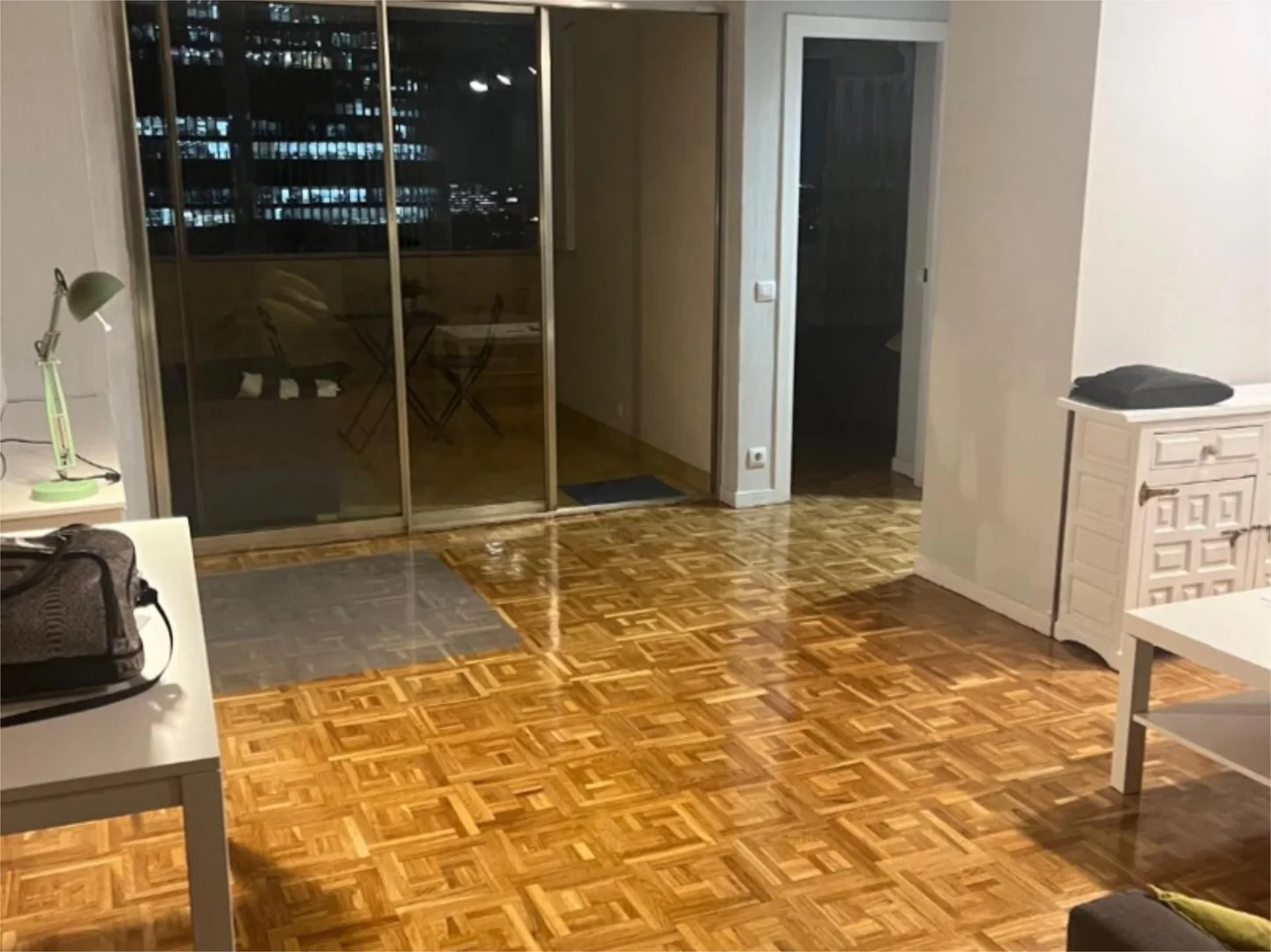 Piso en  Avenida del General Perón 32 - Foto 1