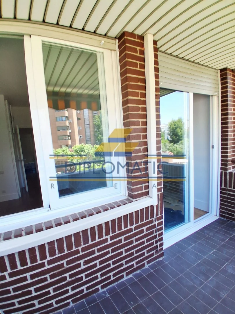 Piso en Calle del Maestro Alonso - Foto 4