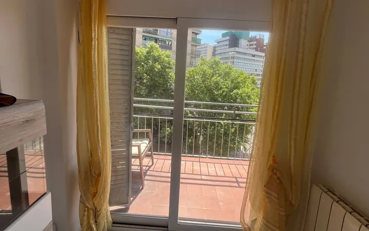 Piso en Calle de la Infanta Mercedes, Madrid, 95 - Foto 6