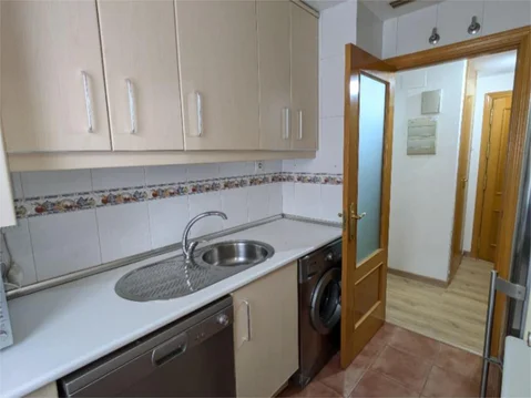 Piso en  Calle de Julián Rabanedo 19 - Foto 10