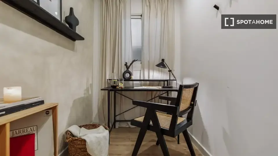 Piso en  Barcelona Capital - Foto 4