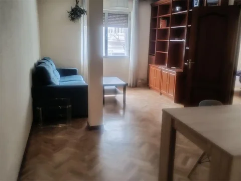 Piso en  Calle de Narváez 35 - Foto 1