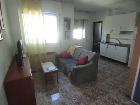 Estudio en  Calle Ramón Crespo 29 - Foto 2