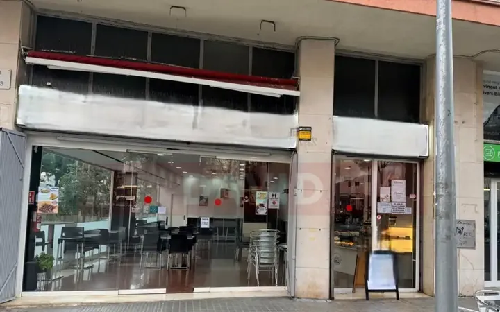 Local comercial en  Calle Acàcies - Foto 1