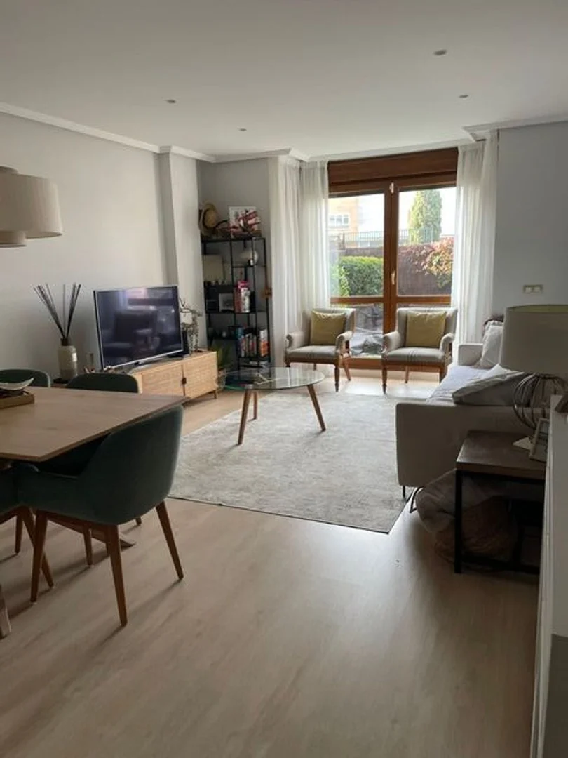 Piso en calle del Valle de Toranzo, 1 - Foto 2