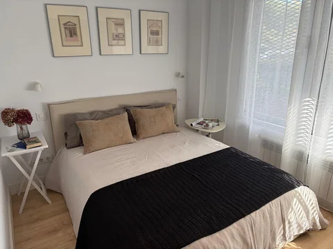 Piso en calle de Sirio, 12 - Foto 4