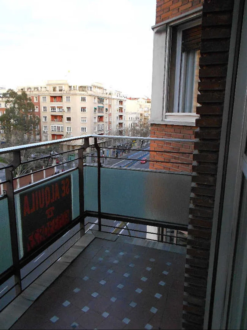 Piso en calle Francisco Silvela, 87