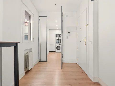 Piso en  Calle de Andrés Mellado 96 - Foto 5