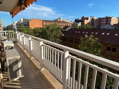 Piso en calle de Sicília, 392 - Foto 1