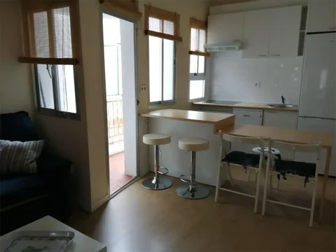 Piso en  Calle Almazán 20 - Foto 2