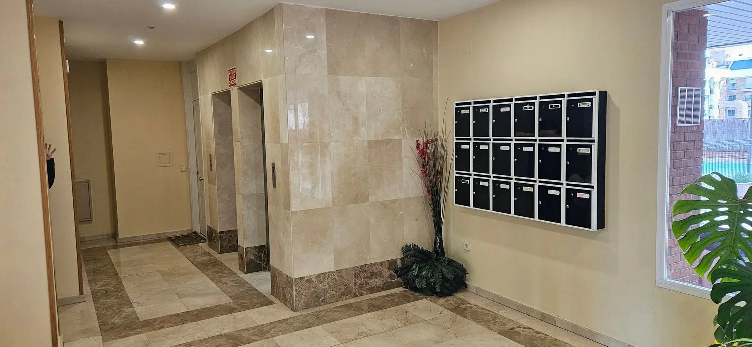 Piso en calle del Jazmín, 52