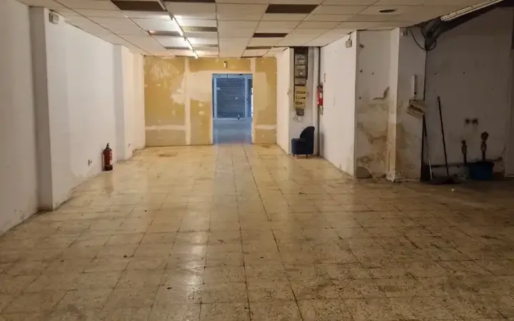 Local comercial en  Carrer de Sugranyes 1 - Foto 8