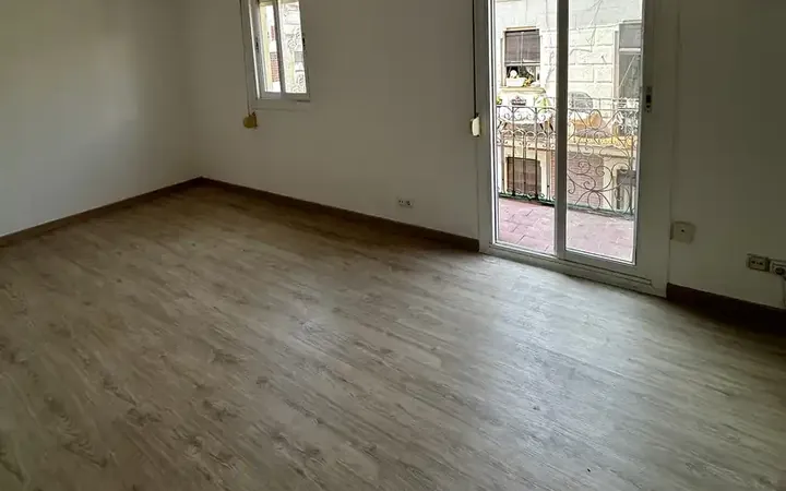 Piso en  Carrer del Baluard 66 - Foto 3