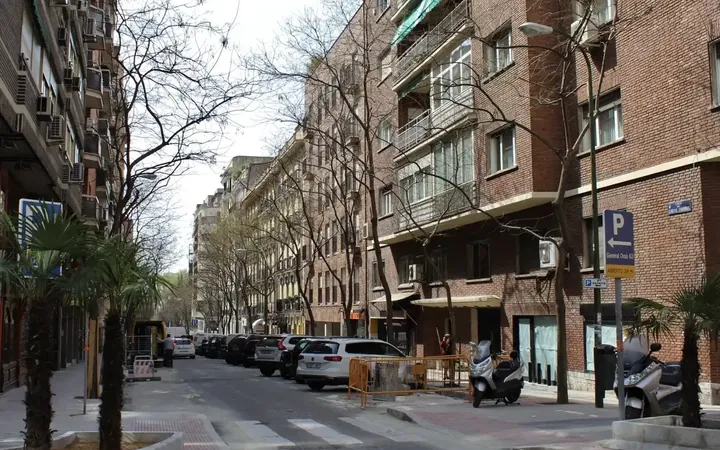 Piso en  Calle del General Pardiñas 73 - Foto 1