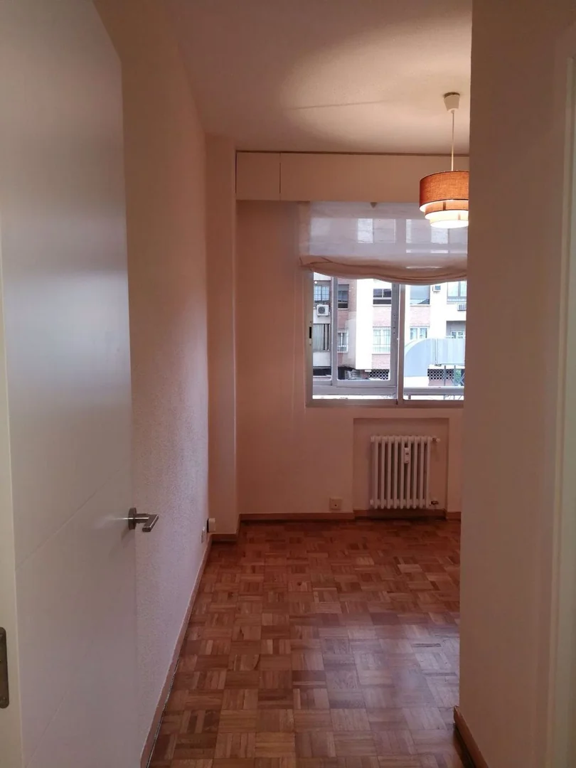 Piso en Calle de Orense, 18 - Foto 16