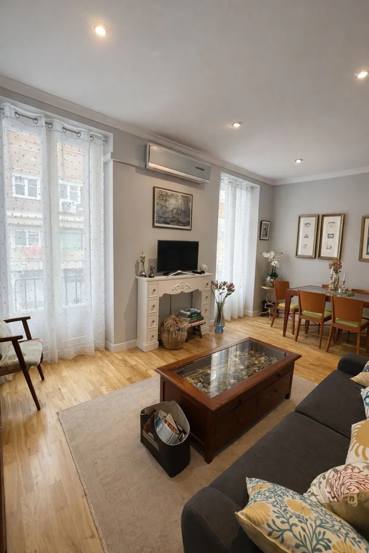 Piso en Barrio Trafalgar - Foto 6