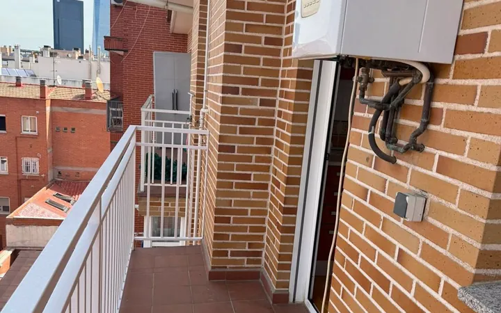 Ático en Calle de los Bascones - Foto 11