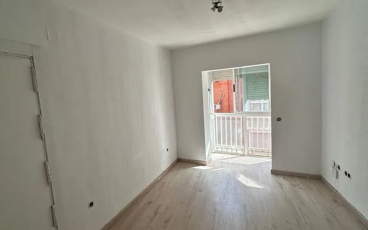 Piso en Calle de cuevas, 40, Valdeacederas - Foto 2