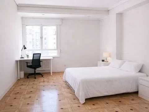 Piso en calle de Guzmán el Bueno, 102 - Foto 6