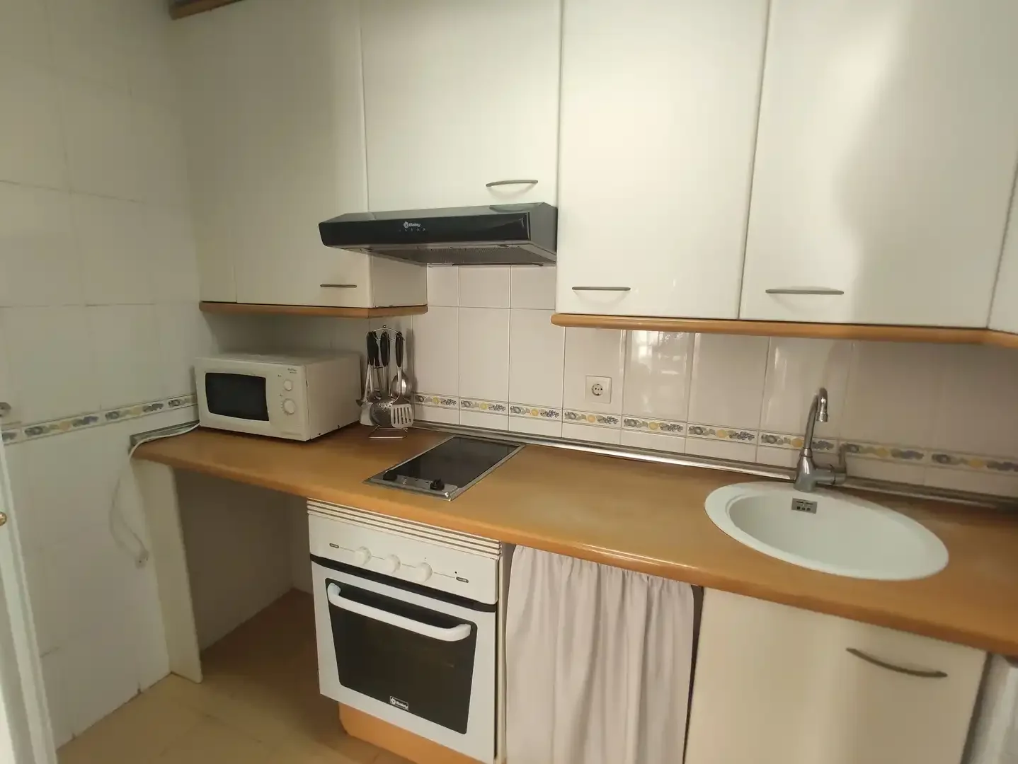 Apartamento en  Calle de Julián Camarillo 59C - Foto 9