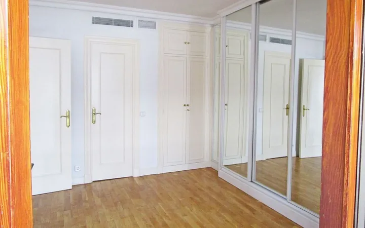 Piso en Paseo del General Martínez Campos, 32, Almagro - Foto 10