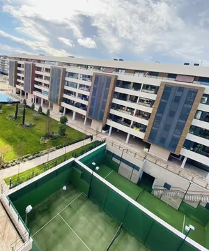 Piso en  Calle de Federica Montseny 8 - Foto 1