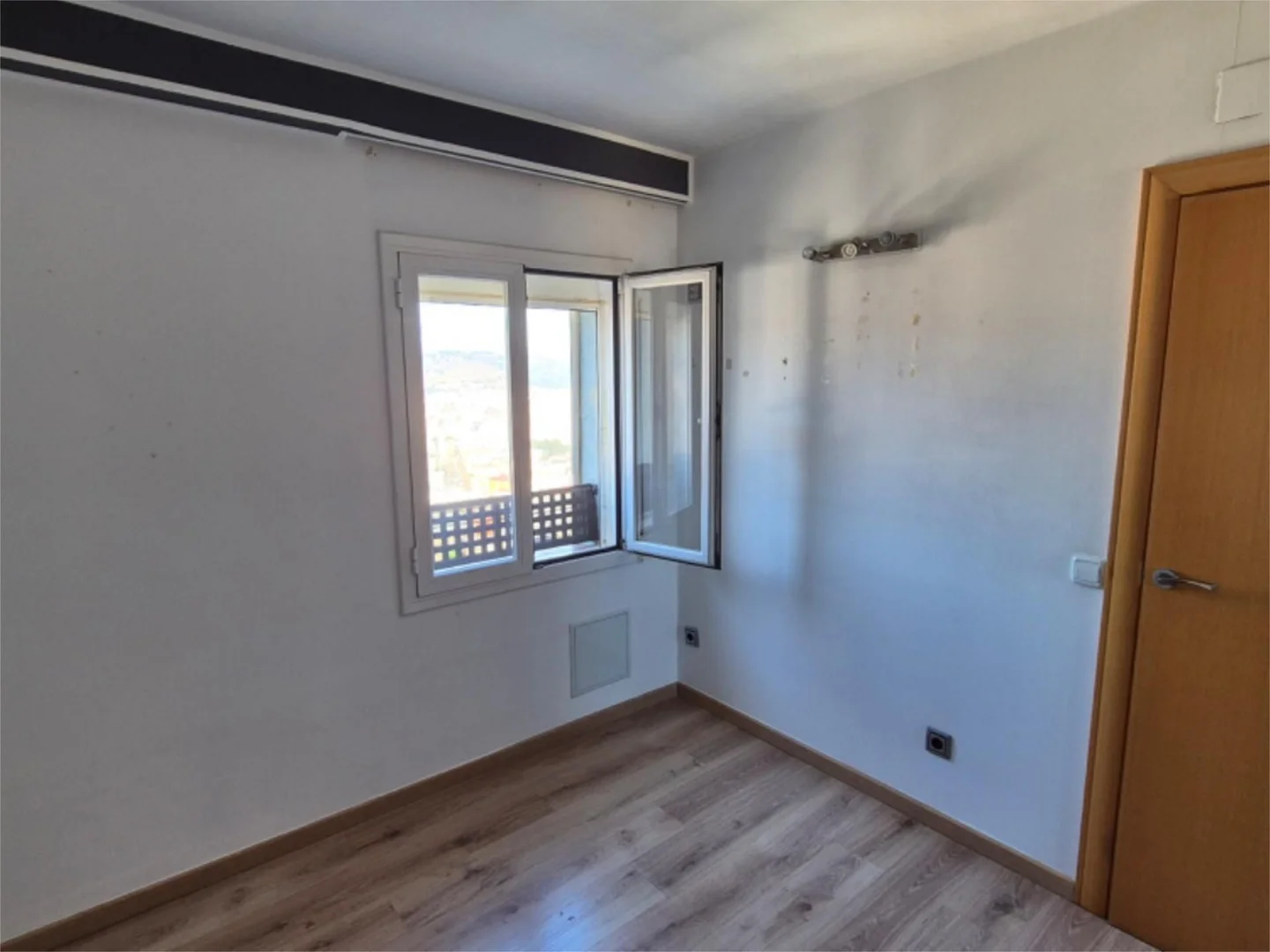 Piso en calle Carrer de Calderón de la Barca 135 - Foto 10