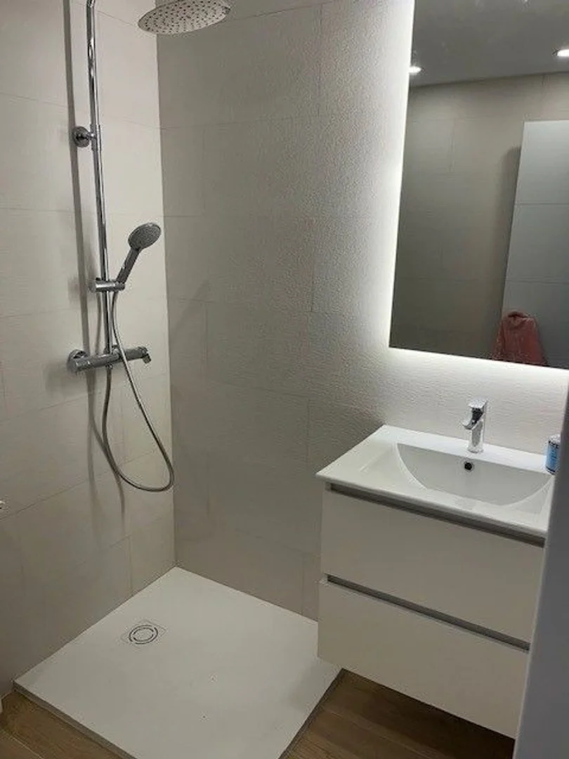 Piso en Barrio Guindalera - Foto 3