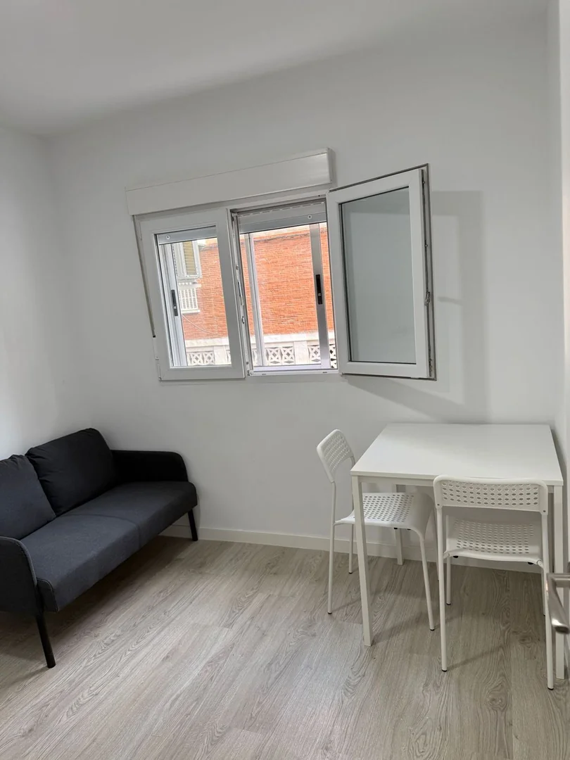 Estudio en Calle Antonio Velasco Zazo, 7 - Foto 7