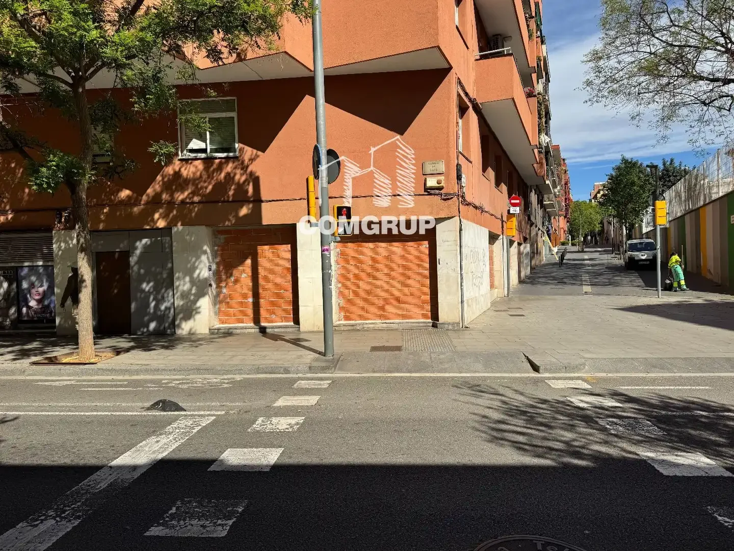 Local comercial en  Gava - Foto 2