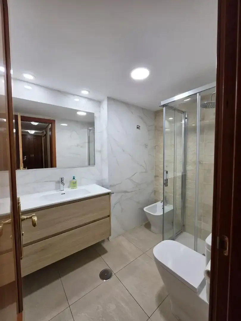 Piso en  Calle de Luis de Hoyos Sainz 18 - Foto 11