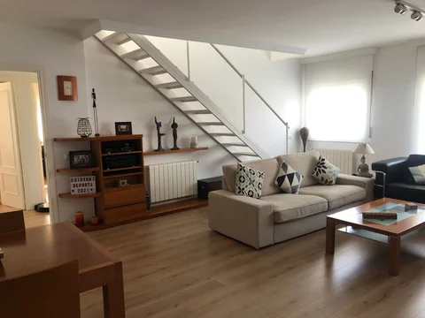 Dúplex en calle de Menéndez y Pelayo, 13 - Foto 2