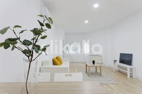 Piso en calle de Trafalgar - Foto 7