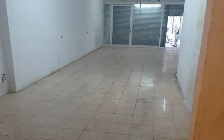 Local comercial en  Carrer de Sugranyes 1 - Foto 6