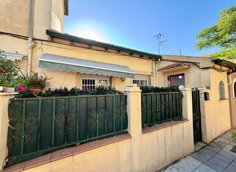 Chalet adosado en Calle Barranca - Foto 23
