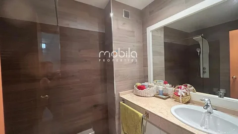 Chalet adosado en Calle de Jaén - Foto 21