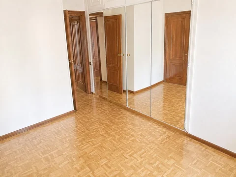 Piso en Calle del Condado de Treviño, 33 - Foto 4
