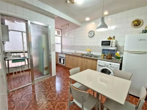 Piso en  Avenida del Doctor García Tapia 120 - Foto 3