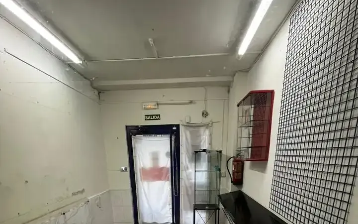 Local comercial en  De Villacarriedo - Foto 4