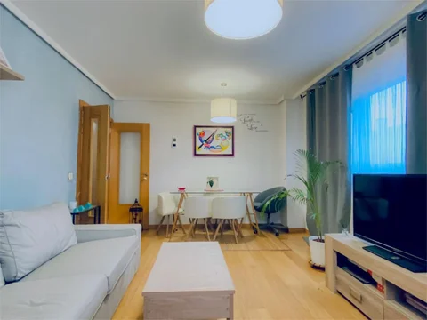 Piso en  Calle Pico de Mulhacén 28 - Foto 2