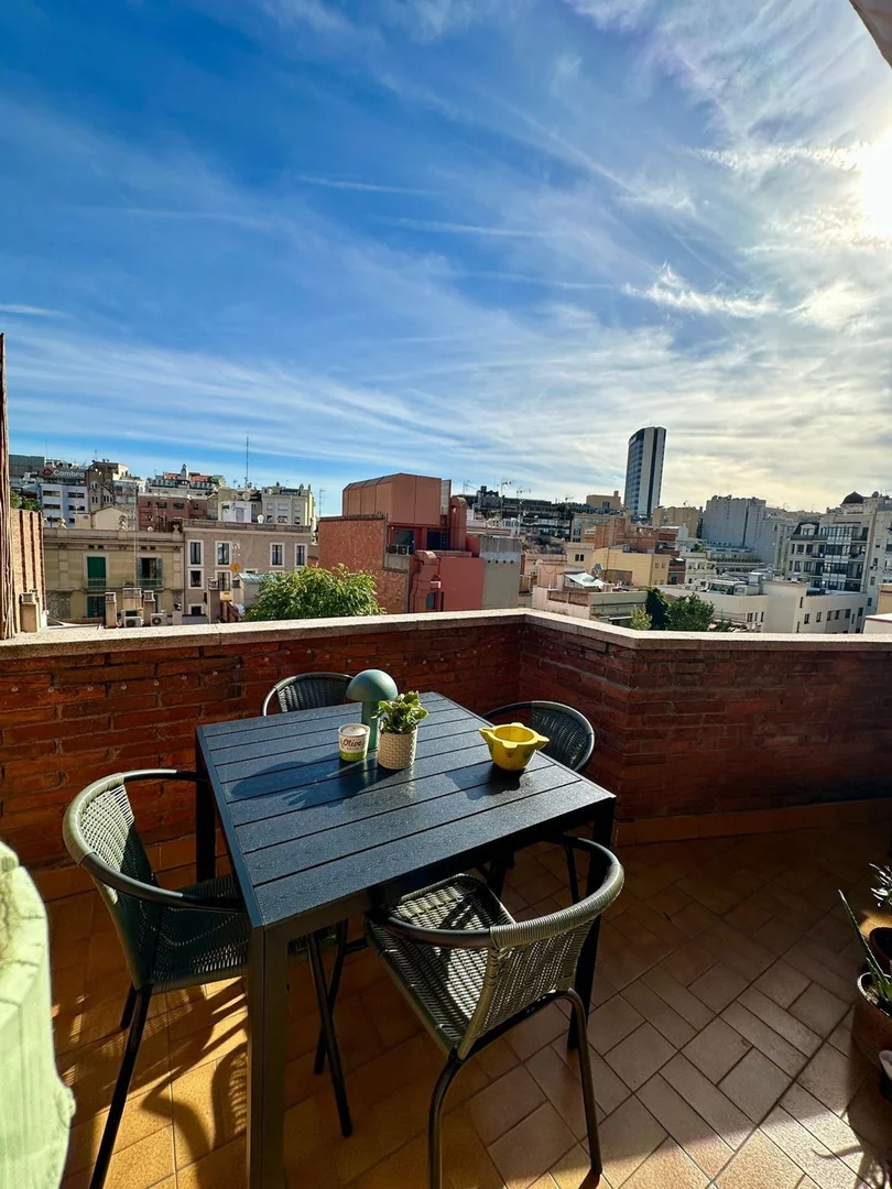Ático en plaza de Narcís Oller, 4