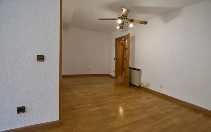 Piso en Calle del Pico de Almanzor, 13, Numancia - Foto 4