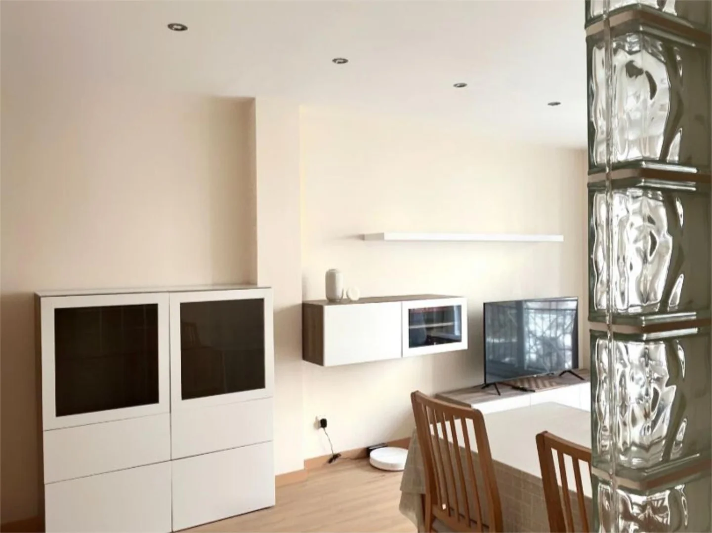 Piso en  Carrer de Sants 407 - Foto 3