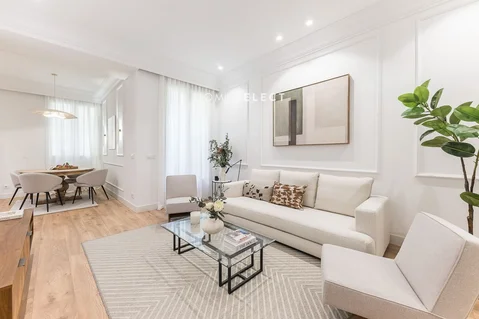 Piso en paseo del General Martínez Campos - Foto 1