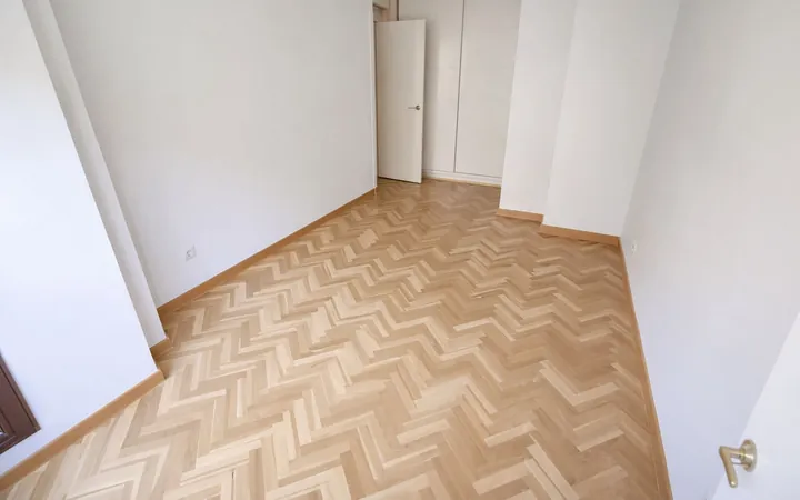 Piso en Adelfas - Foto 6