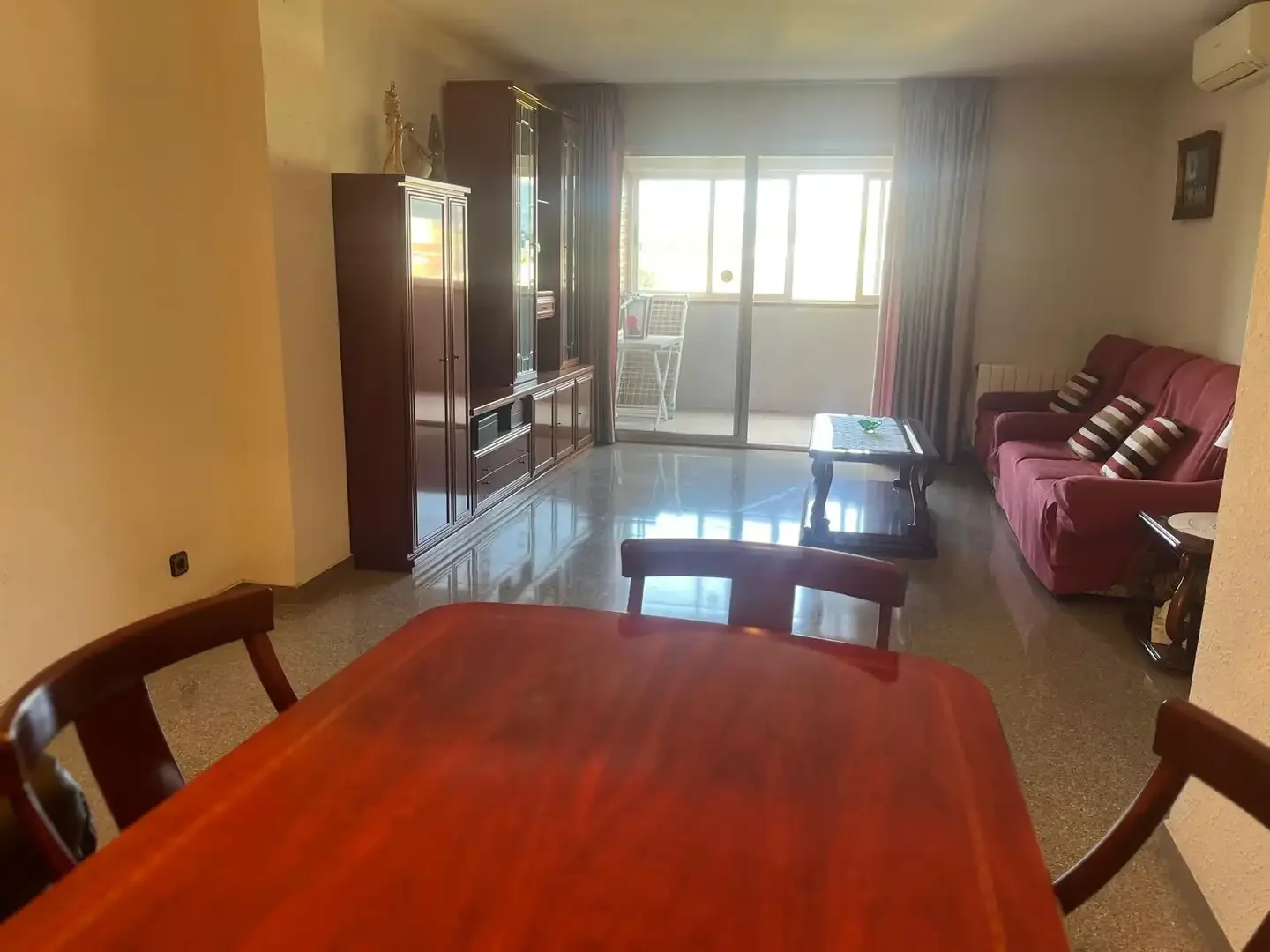Piso en  Carrer de Riudoms - Foto 2